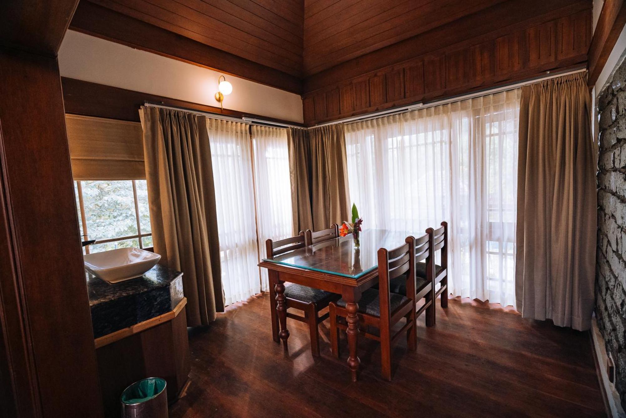 Elixir Woods Luxury Resort And Spa, 蒙纳 外观 照片