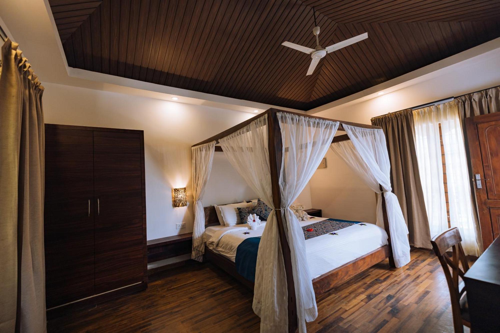 Elixir Woods Luxury Resort And Spa, 蒙纳 外观 照片