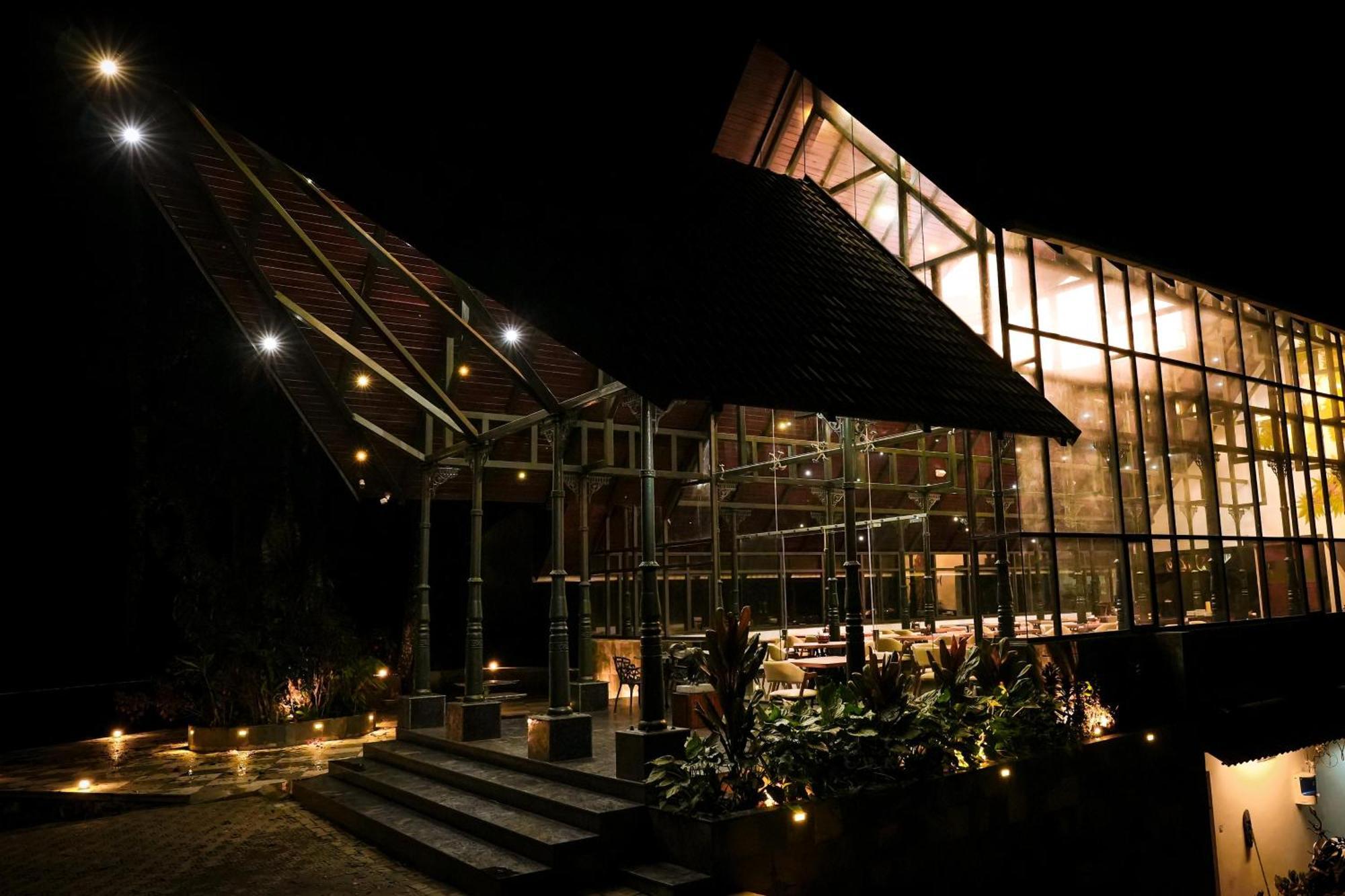Elixir Woods Luxury Resort And Spa, 蒙纳 外观 照片