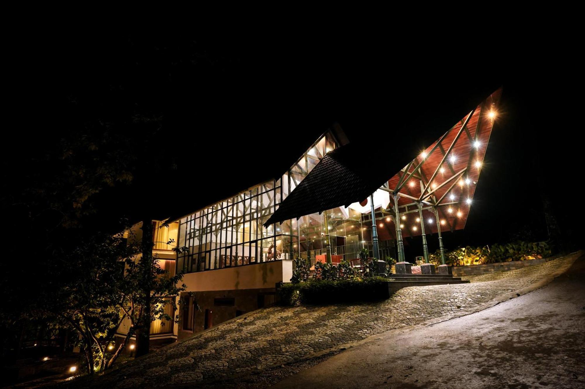 Elixir Woods Luxury Resort And Spa, 蒙纳 外观 照片